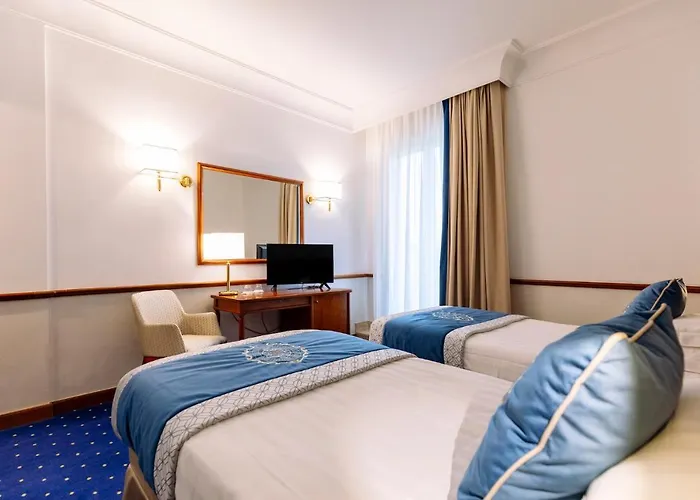 Grand Terme & مونتيجروتو تيرمي