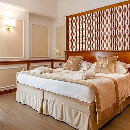 Grand Terme & Отель