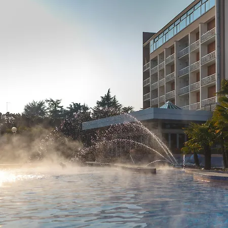 Grand Terme & מלון
